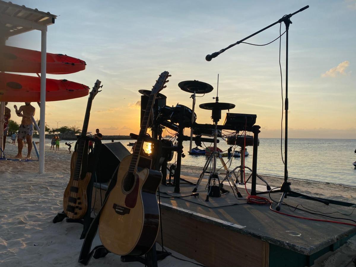 Lagoona Sunset Maafushi Luaran gambar
